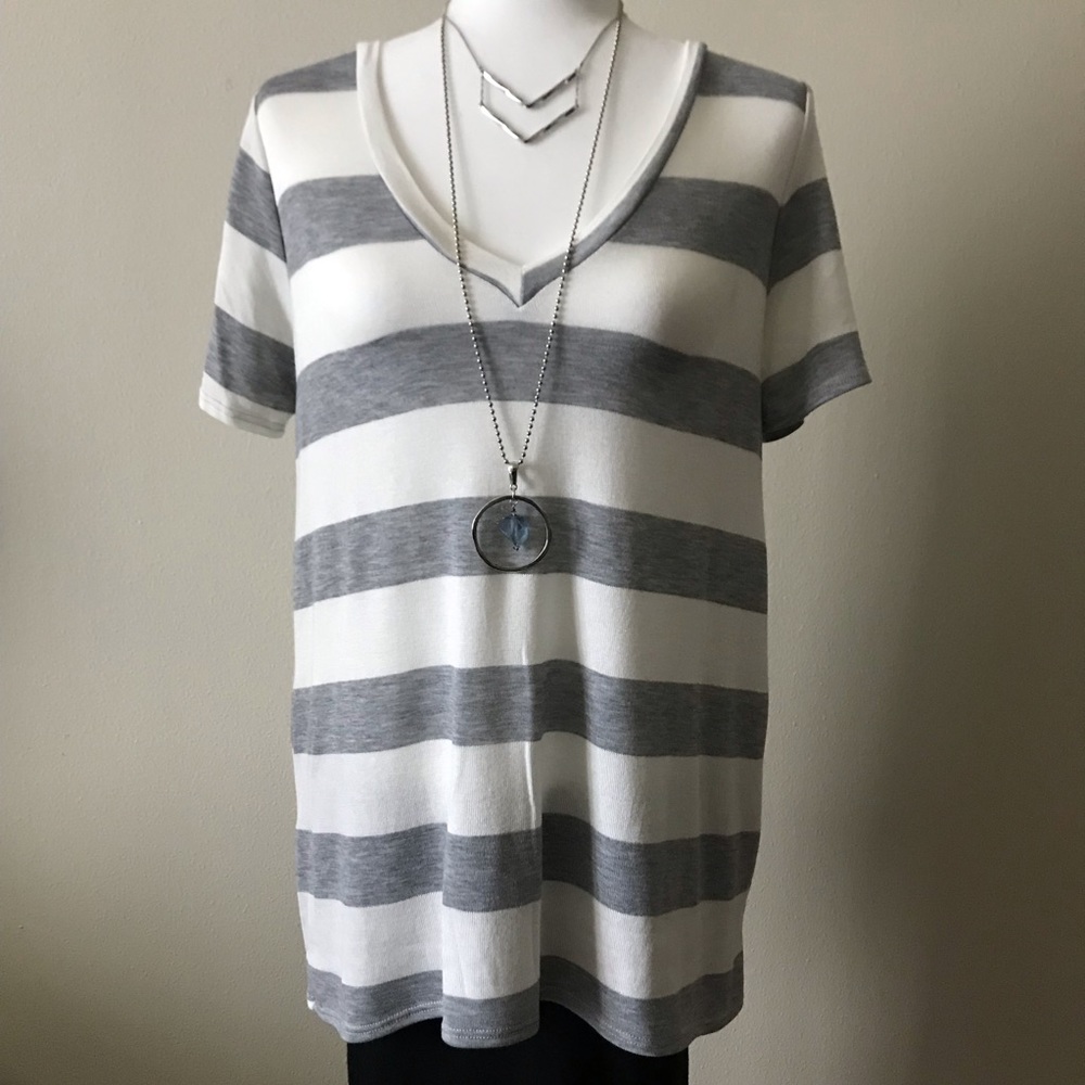 🌸Striped Tee🌸
